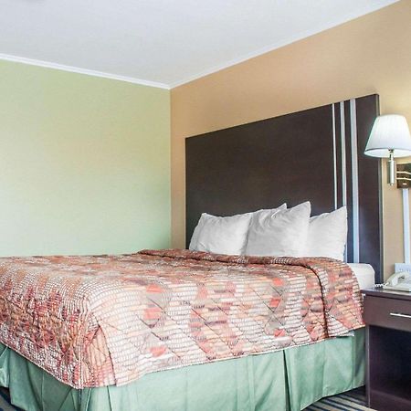 Amherst Inn & Suites Eksteriør bilde